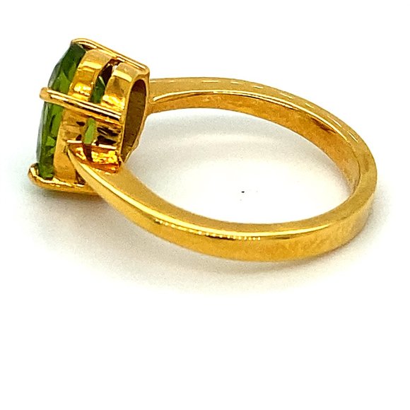 Peridot 2.60ct Solid 18K Yellow Gold Ring - Picture 7 of 8